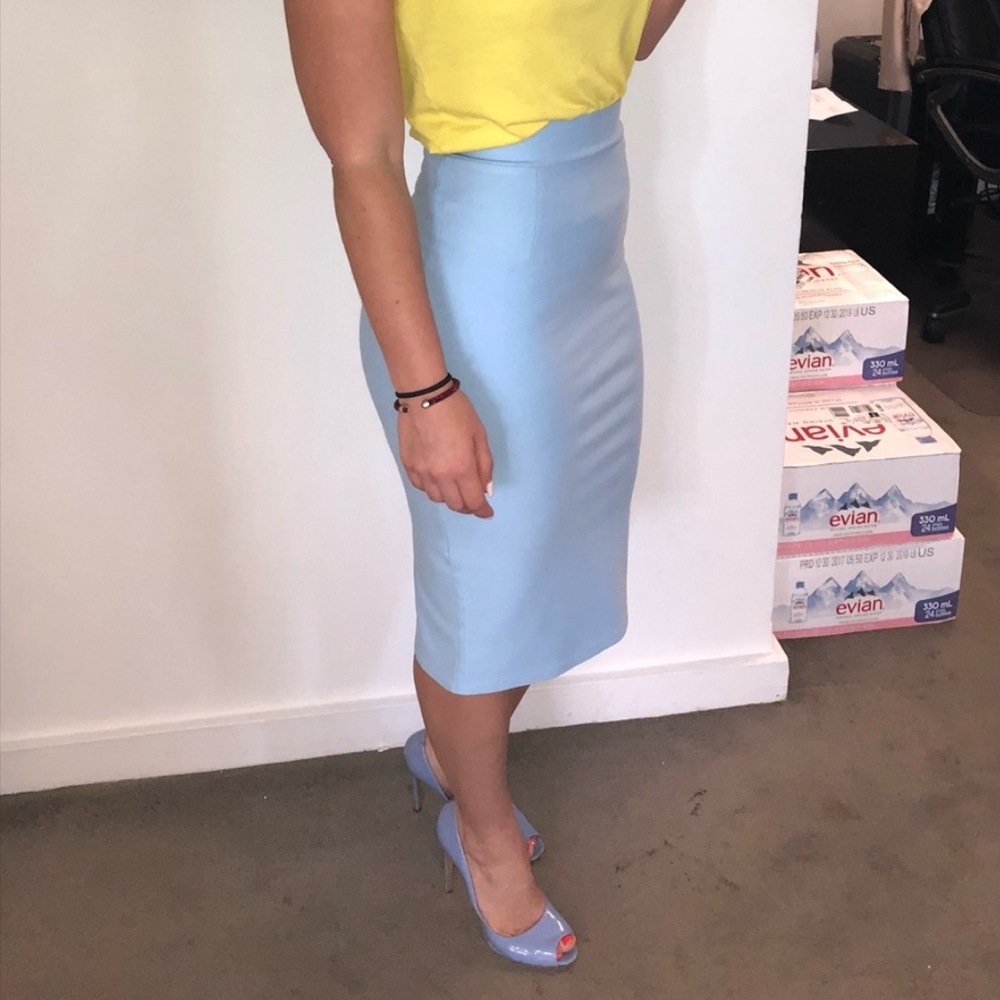 Elegant Blue Pencil Skirt